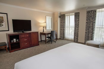 Business Room, 1 King Bed, Non Smoking