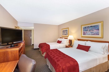 Deluxe Room, 2 Double Beds, Accessible, Non Smoking (Mobile Accessible)