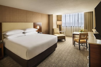 Room, 1 King Bed, Accessible, Bathtub