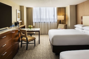 Room, 2 Double Beds, Accessible, Bathtub