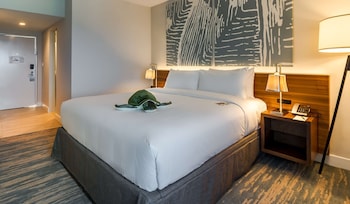 Room, 1 King Bed, Tower (Standard King Bed Room)