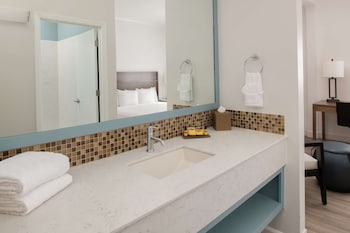 Suite, 1 King Bed, Non Smoking, Refrigerator & Microwave