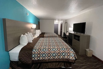 Room, 2 Queen Beds, Non Smoking