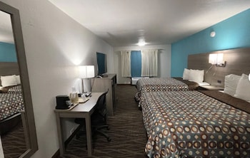 Room, 2 Queen Beds, Non Smoking (Dog Friendly)
