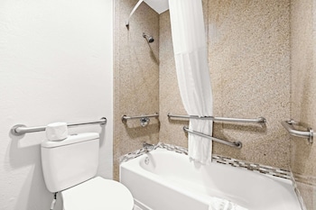 Room, 2 Queen Beds, Accessible, Non Smoking