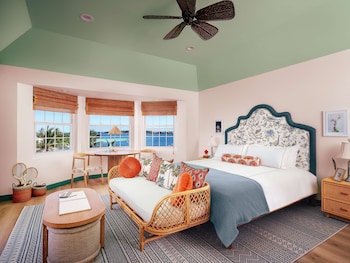 Deluxe Room (Water View)