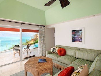 Cottage 1 Bedroom with Pool (Water View)