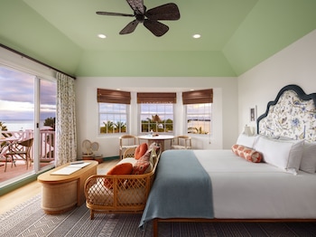 Deluxe Room (Water View)