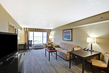 Executive Suite, 1 King Bed, Balcony, Bay View