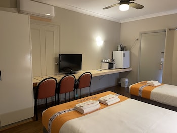Economy Twin Room
