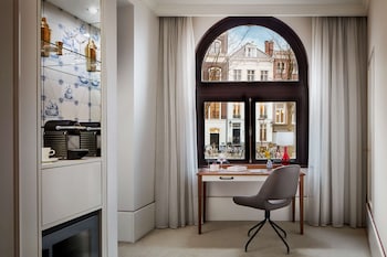 Empress Suite