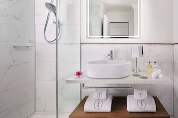 Superior Room, Canal View
