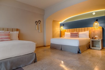 De Lujo Superior Cama King y 1 cama matrimonial