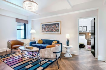 Suite, 1 Bedroom (1 Queen)