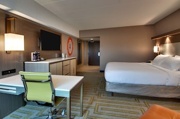 Suite, 1 Queen Bed with Sofa bed, Hearing Accessible (Mobility and Hearing)