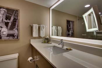 Suite, 2 Queen Beds