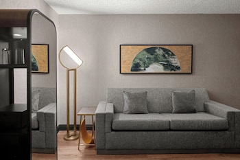 Junior Suite, 1 King Bed