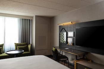 Club Room, 1 Queen Bed