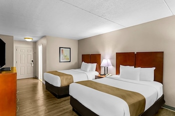 Room, 2 Queen Beds, Smoking