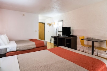 Standard Room, 2 Double Beds, Non Smoking