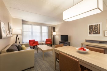 Premium Suite, 1 King Bed, Non Smoking