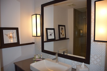 Suite, 1 Bedroom, Non Smoking (2 Queen beds)