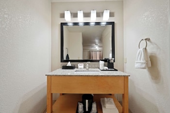 Standard Room, 1 King Bed, Non Smoking, Refrigerator & Microwave