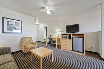 Suite, 1 Queen Bed, Non Smoking, Refrigerator & Microwave (Oversized Room;with Sofabed)