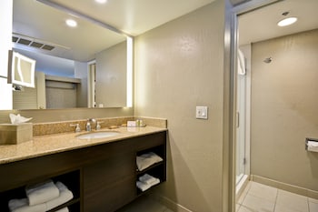Junior Suite, 1 King Bed with Sofa bed, Accessible (Hearing)