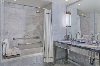 Superior Room, 1 King Bed (Mobility Accessible, Tub)