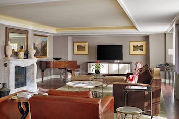 Presidential Suite, 1 King Bed (Silver Queen)