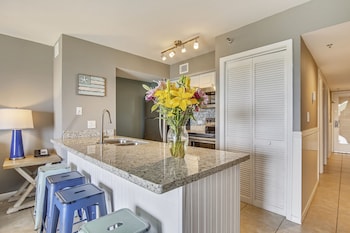 Deluxe Room, Multiple Beds, Ocean View (Signature 2 Bedroom OV Suite)