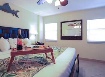 Suite, 1 Queen Bed with Sofa bed, Ocean View (Standard One Bedroom Ocean View Suite)