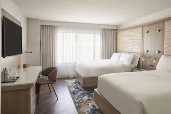 Club Room, 2 Queen Beds