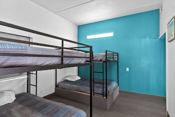 Suite, Multiple Beds, Non Smoking