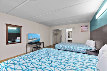 Room, 2 Queen Beds, Accessible, Non Smoking