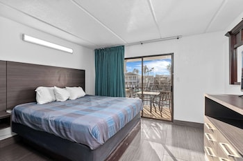 Suite, Multiple Beds, Non Smoking