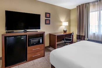 Standard Room, 2 Queen Beds, Non Smoking