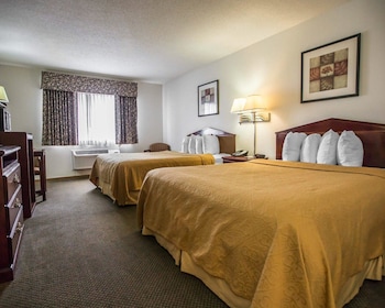Standard Room, 2 Queen Beds, Smoking