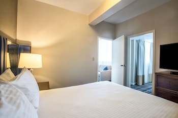 Suite, Multiple Beds