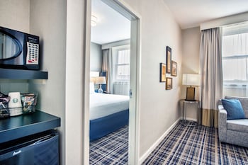 Suite, Multiple Beds