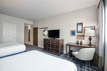 Traditional Room, 2 Queen Beds