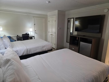 kitchenette, 2 Double Beds, Non Smoking