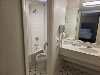 kitchenette, 2 Double Beds, Non Smoking