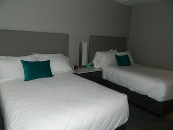 Standard Room, 2 Double Beds