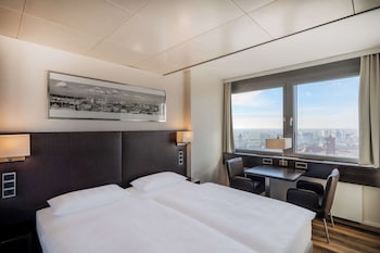 Room, City View (Panorama)