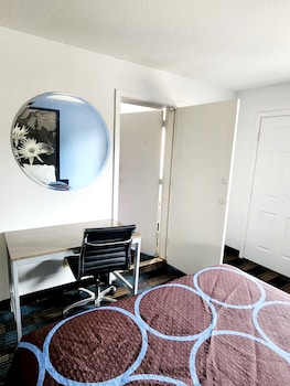 Room, 2 Queen Beds, Non Smoking