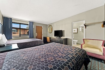 Room, 2 Double Beds, Mountain View