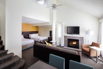 Family Suite, Multiple Beds, Fireplace