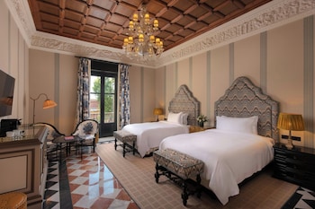 Grand Room, 2 Twin Beds